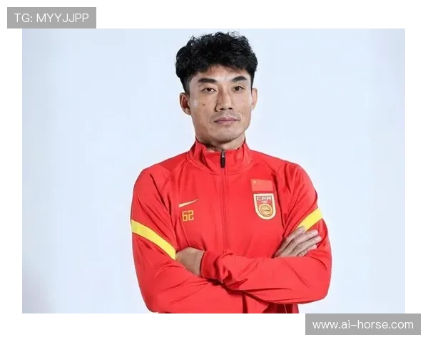 郑智瞪眼怒视 蓉城对攻惨败引质疑